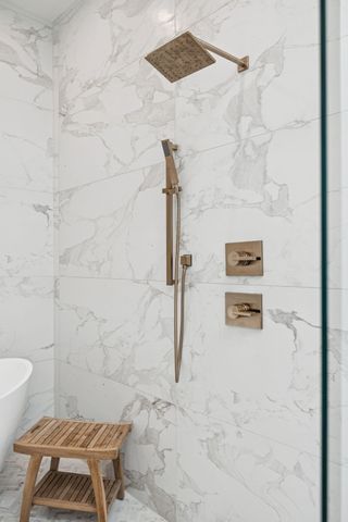 1323 Harding Pl, Nashville, TN 37215