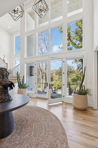 1323 Harding Pl, Nashville, TN 37215