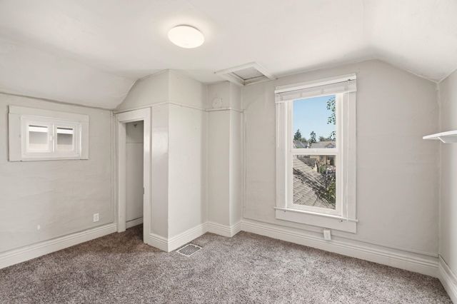 819 E Sinto Ave, Spokane, WA 99202