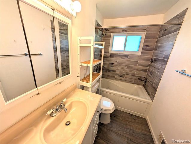 6762 Niagara Street, Romulus, MI 48174