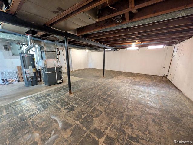 6762 Niagara Street, Romulus, MI 48174