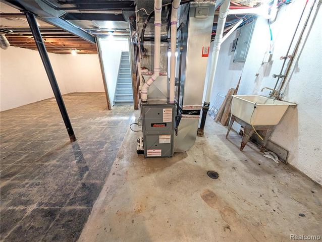 6762 Niagara Street, Romulus, MI 48174