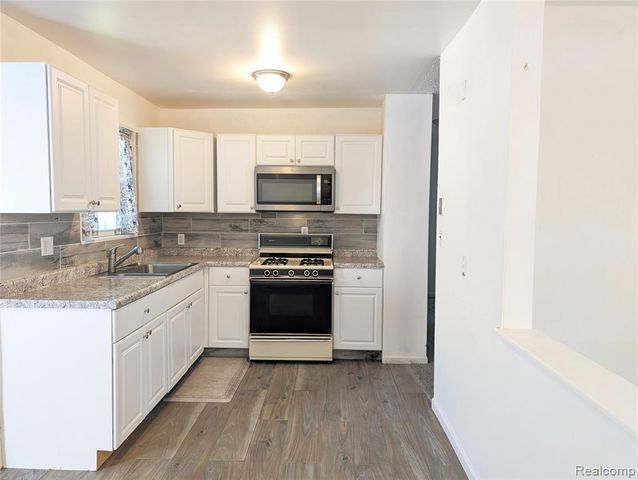 6762 Niagara Street, Romulus, MI 48174