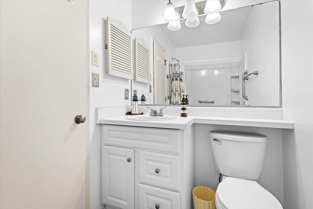 2503 Gatehouse LN, Salem, VA 24153