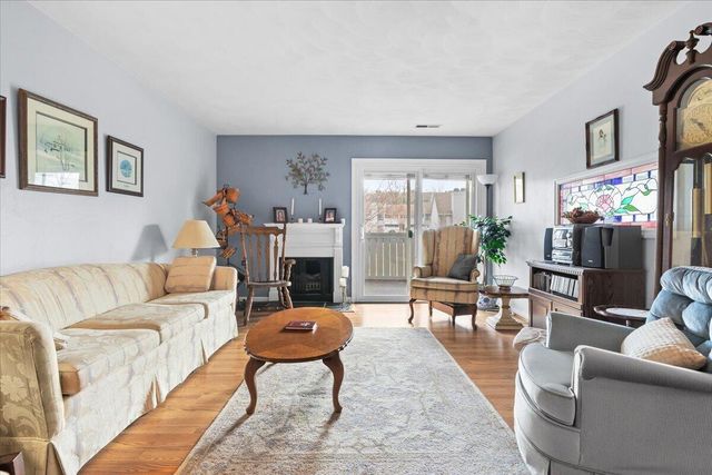 2503 Gatehouse LN, Salem, VA 24153