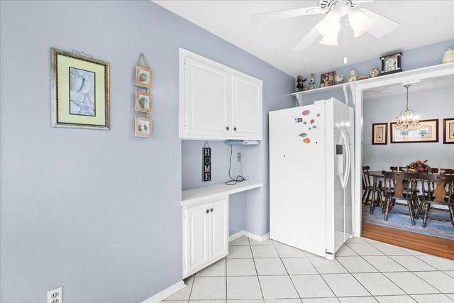 2503 Gatehouse LN, Salem, VA 24153