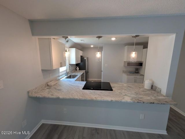 2034 Hunters Ridge Drive, Midway Park, NC 28544