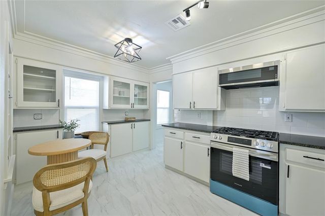 405 N Base Avenue, Norman, OK 73069