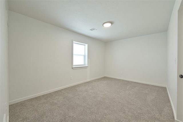 405 N Base Avenue, Norman, OK 73069