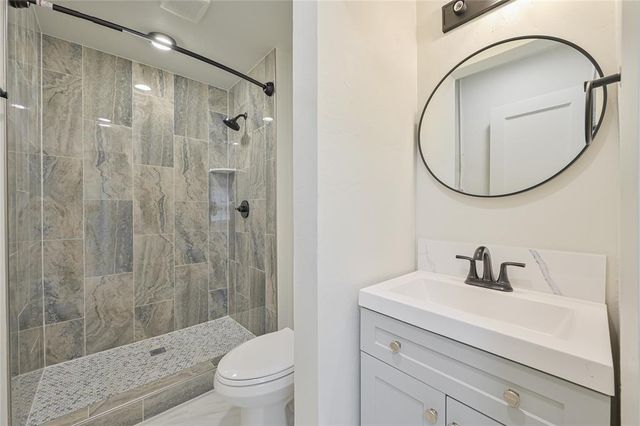 405 N Base Avenue, Norman, OK 73069