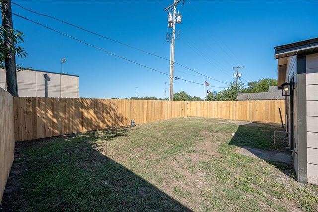 405 N Base Avenue, Norman, OK 73069