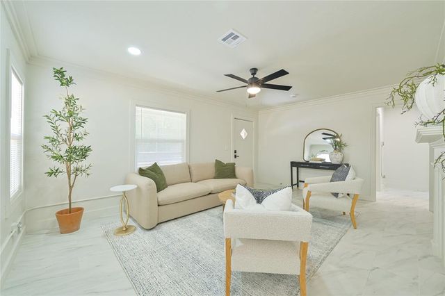 405 N Base Avenue, Norman, OK 73069