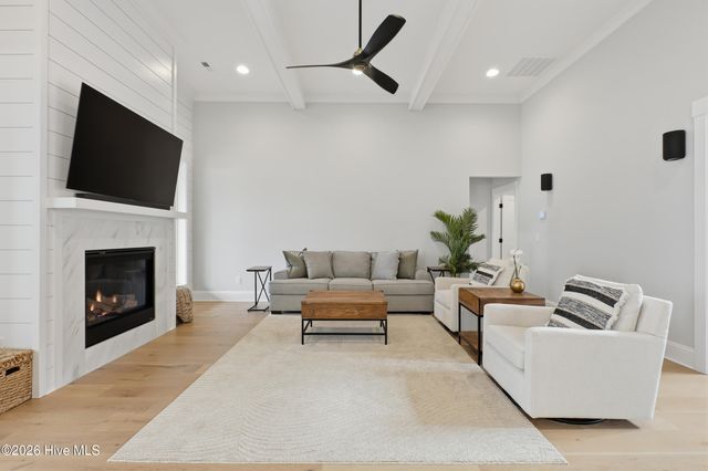 8224 Winding Creek Circle, Wilmington, NC 28411