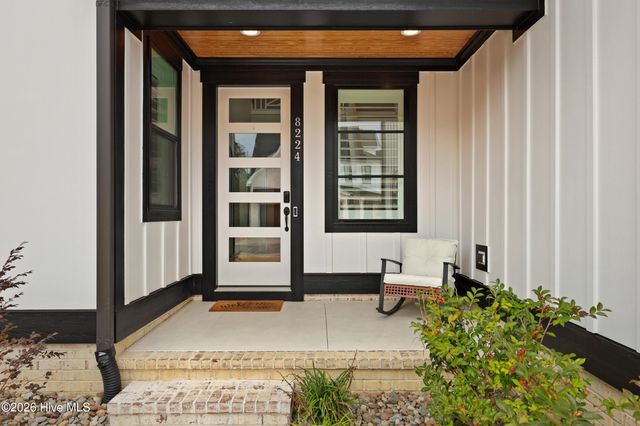 8224 Winding Creek Circle, Wilmington, NC 28411