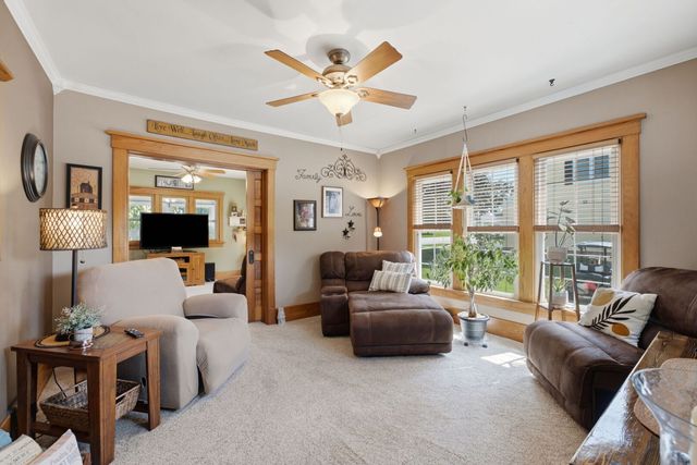919 8th Street, De Witt, IA 52472