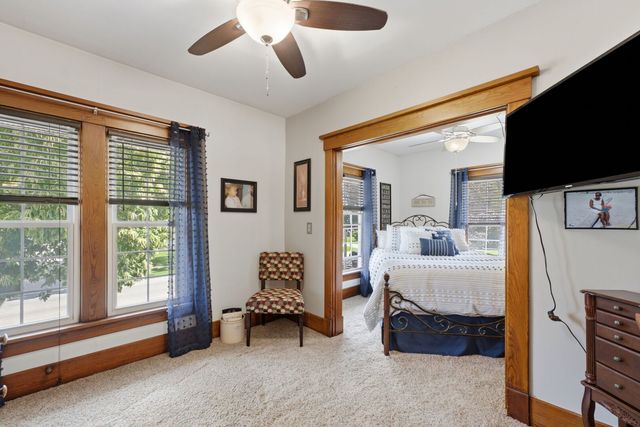 919 8th Street, De Witt, IA 52472