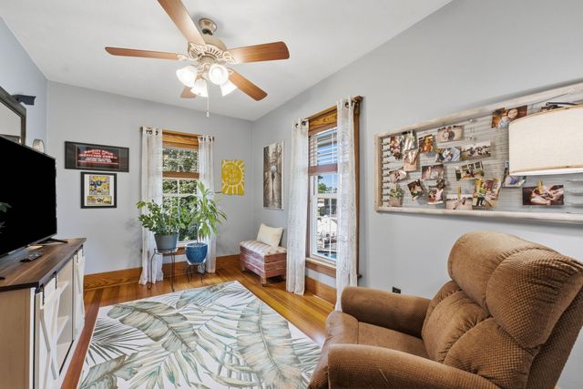 919 8th Street, De Witt, IA 52472