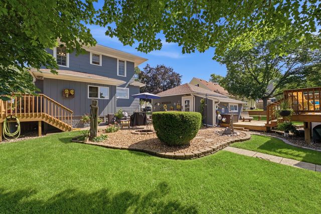 919 8th Street, De Witt, IA 52472