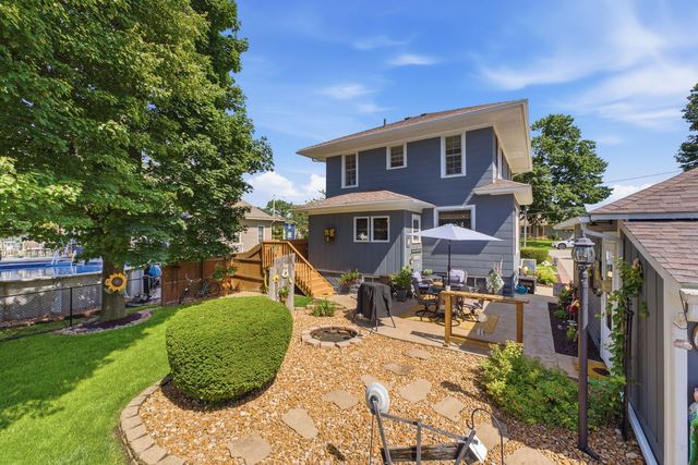 919 8th Street, De Witt, IA 52472