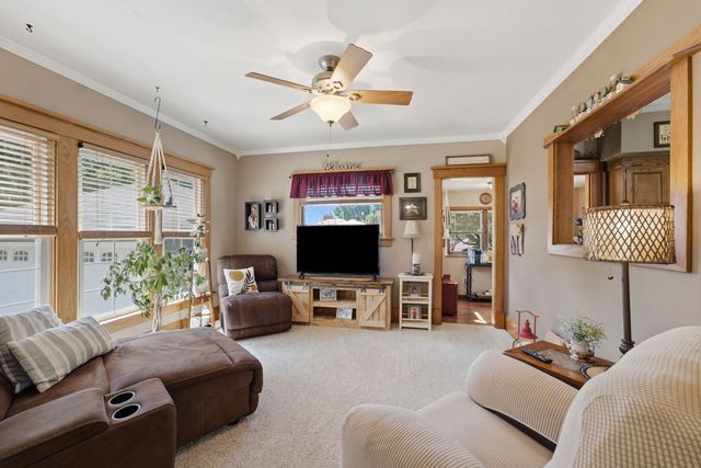 919 8th Street, De Witt, IA 52472