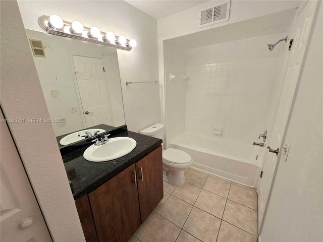 13060 Vista Isles Dr 212, Sunrise, FL 33325