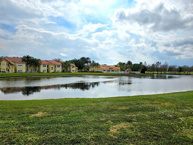 13060 Vista Isles Dr 212, Sunrise, FL 33325