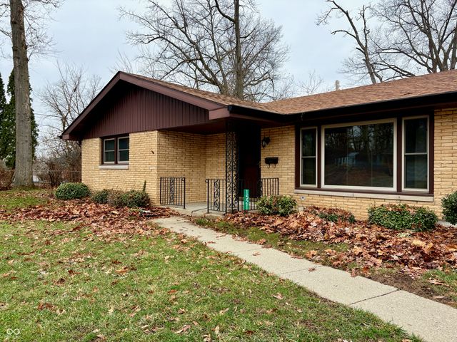 1521 Daleville Avenue, Anderson, IN 46012