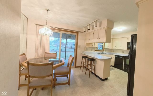 1521 Daleville Avenue, Anderson, IN 46012