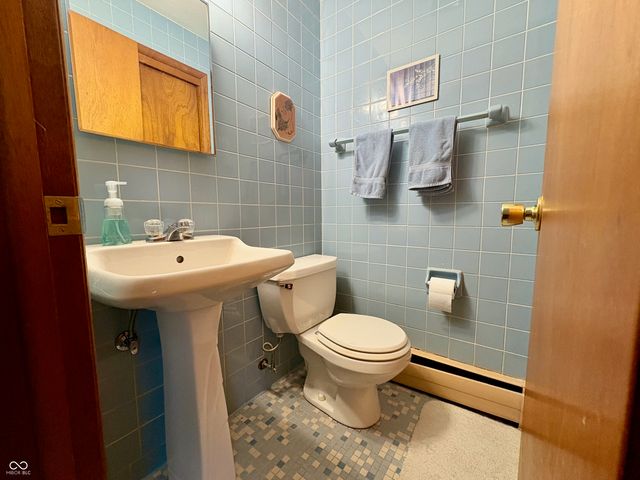 1521 Daleville Avenue, Anderson, IN 46012