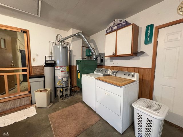 1521 Daleville Avenue, Anderson, IN 46012