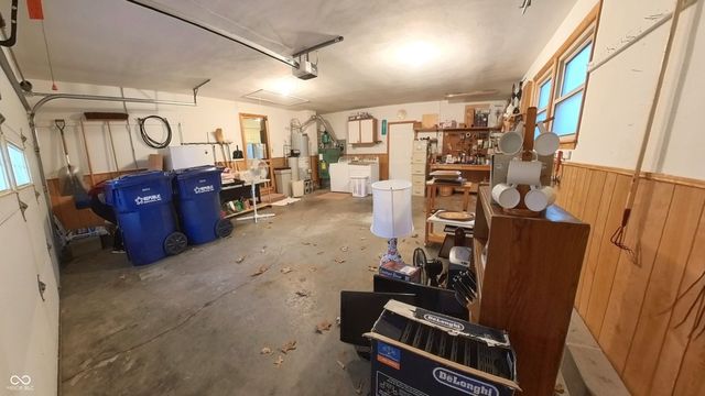 1521 Daleville Avenue, Anderson, IN 46012