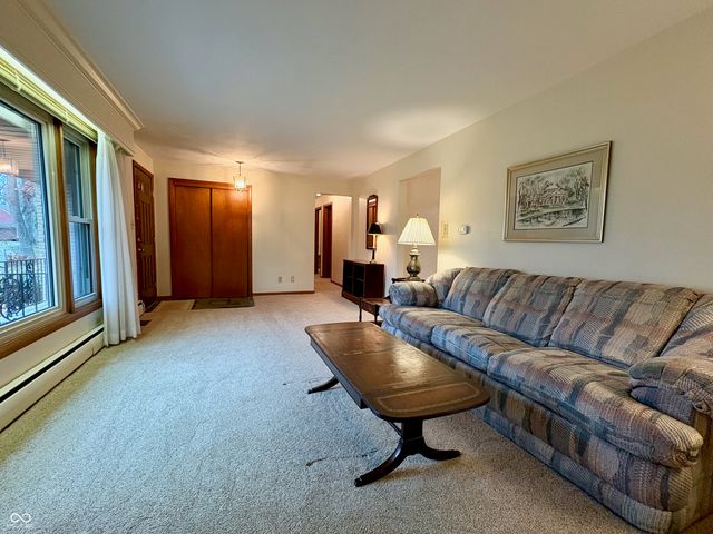 1521 Daleville Avenue, Anderson, IN 46012