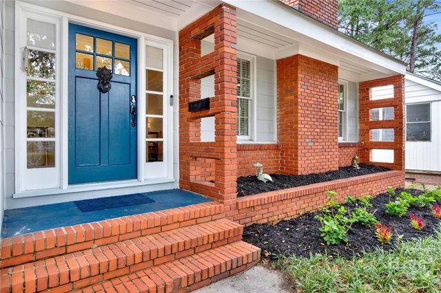 1415 E 52nd Street, Savannah, GA 31404