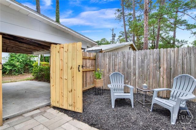 1415 E 52nd Street, Savannah, GA 31404