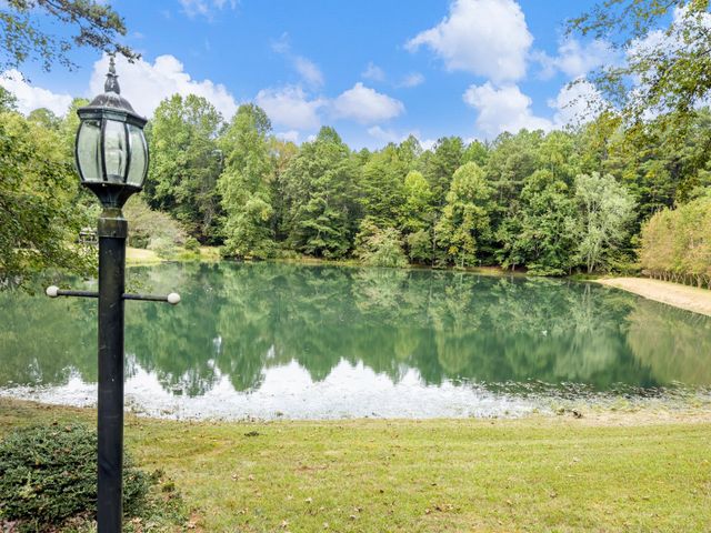 4394 Holly Springs Road, Pendergrass, GA 30567