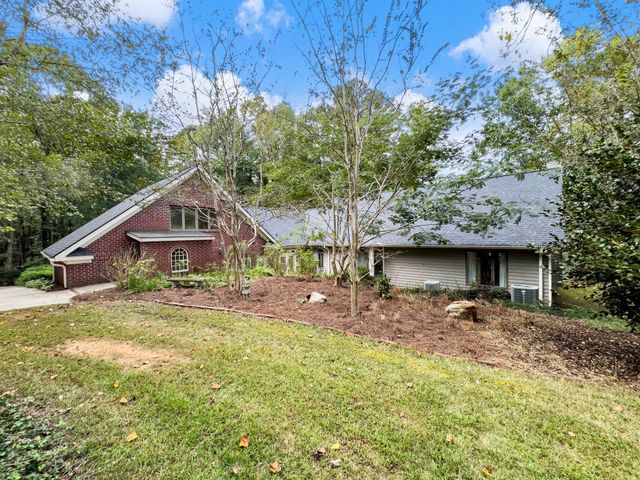 4394 Holly Springs Road, Pendergrass, GA 30567