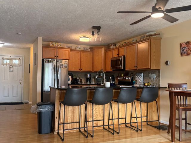4 Smithfield Road 17, North Providence, RI 02904