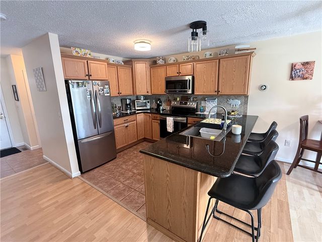 4 Smithfield Road 17, North Providence, RI 02904