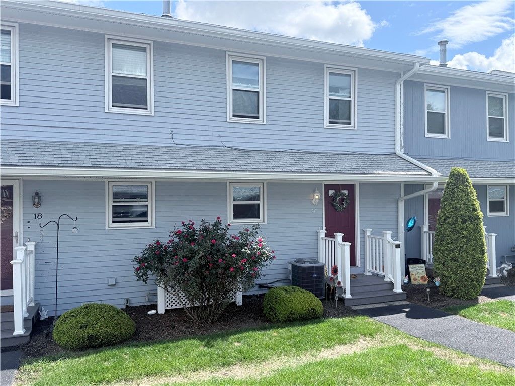4 Smithfield Road 17, North Providence, RI 02904