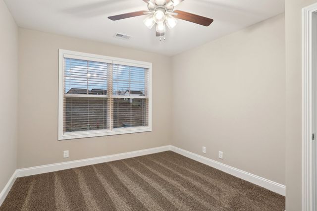 954 Tufnel Dr, Clarksville, TN 37040