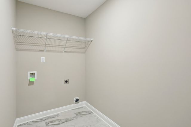 954 Tufnel Dr, Clarksville, TN 37040