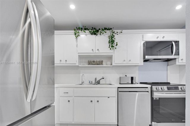 555 NW 4th Ave 4150, Boca Raton, FL 33432