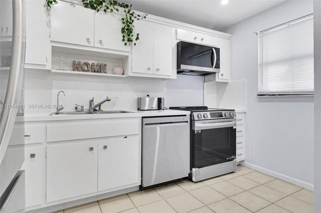 555 NW 4th Ave 4150, Boca Raton, FL 33432