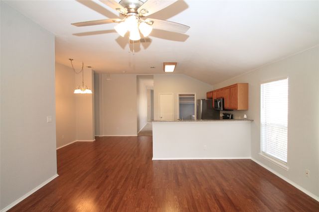 824 Dixon Lane, Denton, TX 76207