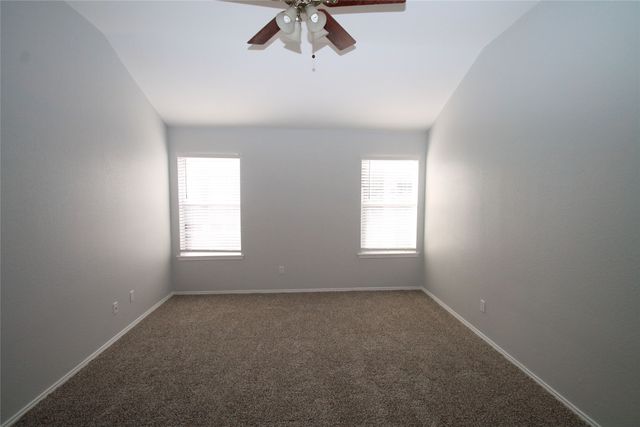 824 Dixon Lane, Denton, TX 76207