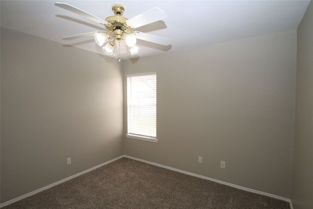 824 Dixon Lane, Denton, TX 76207