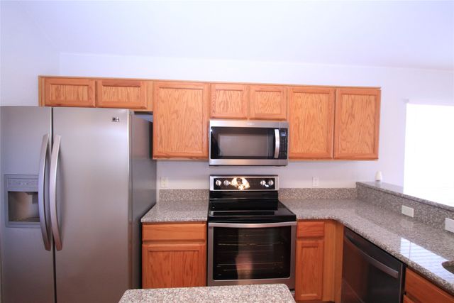 824 Dixon Lane, Denton, TX 76207