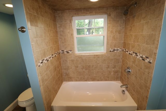 329 Bridge St, Dedham, MA 02026