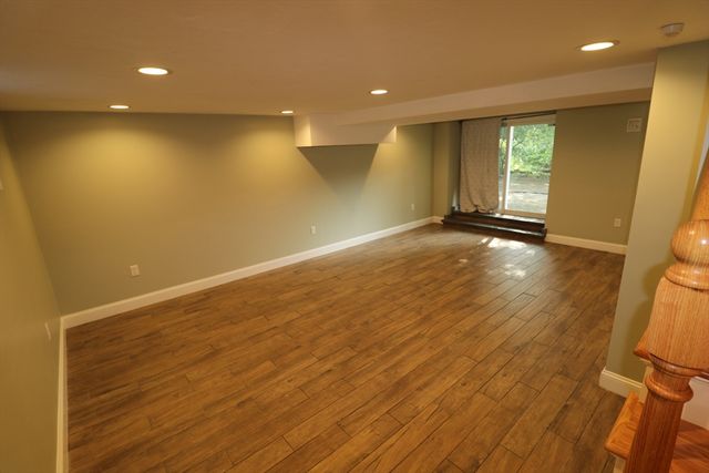 329 Bridge St, Dedham, MA 02026