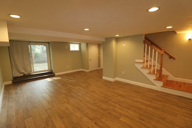 329 Bridge St, Dedham, MA 02026